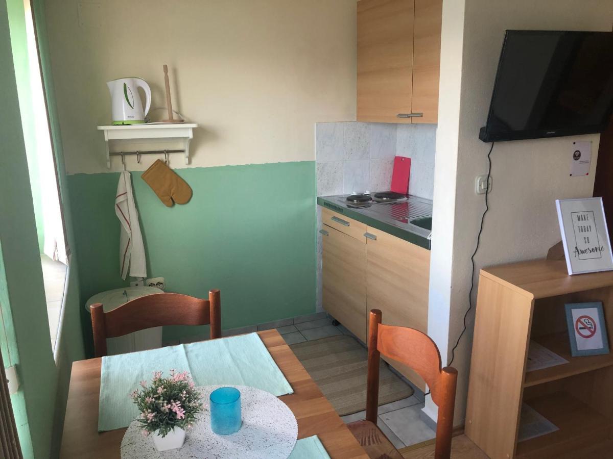 Apartmani Beach Miskovici, Otok Pag Exterior photo